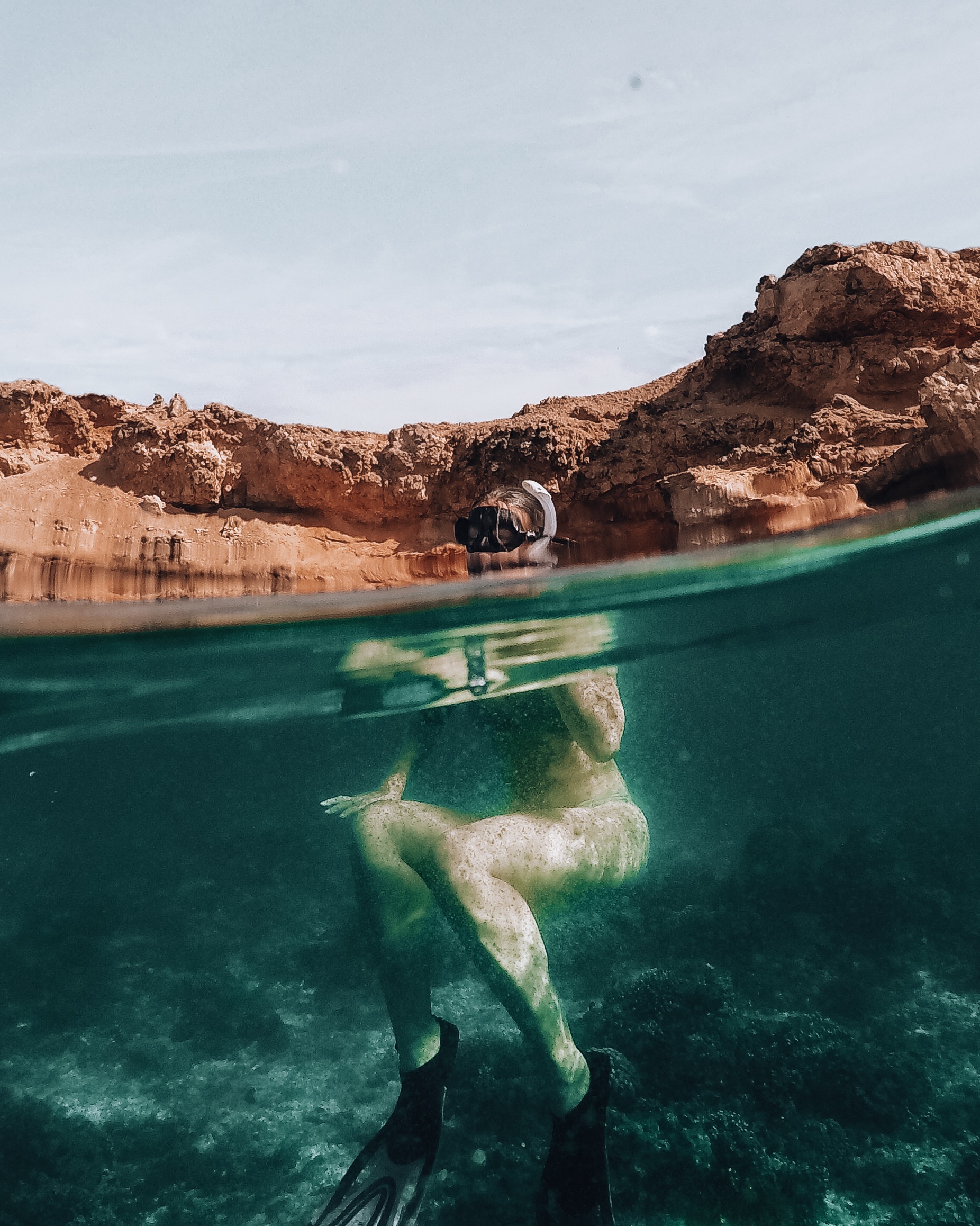 OMAN // DESERT ISLAND CAMPING AND SNORKELLING EXCURSION ON DIMANIYAT ISLANDS