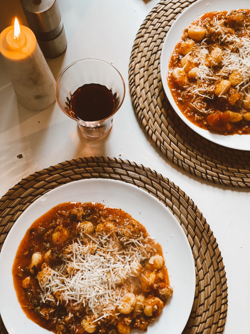 ONE POT SAUSAGE CHILLI TOMATO GNOCCHI PASTA